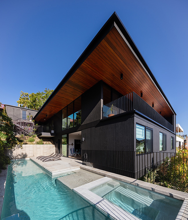 Casa Susana by Nakhshab Development & Design