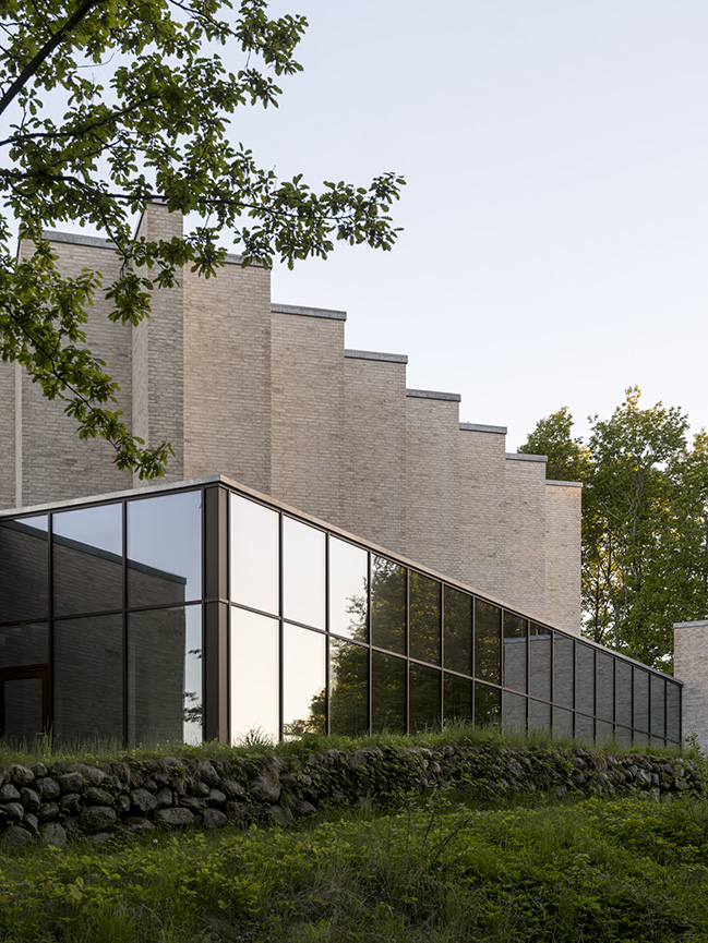 Højvangen Church by Henning Larsen | The first in Skanderborg in half a millennium