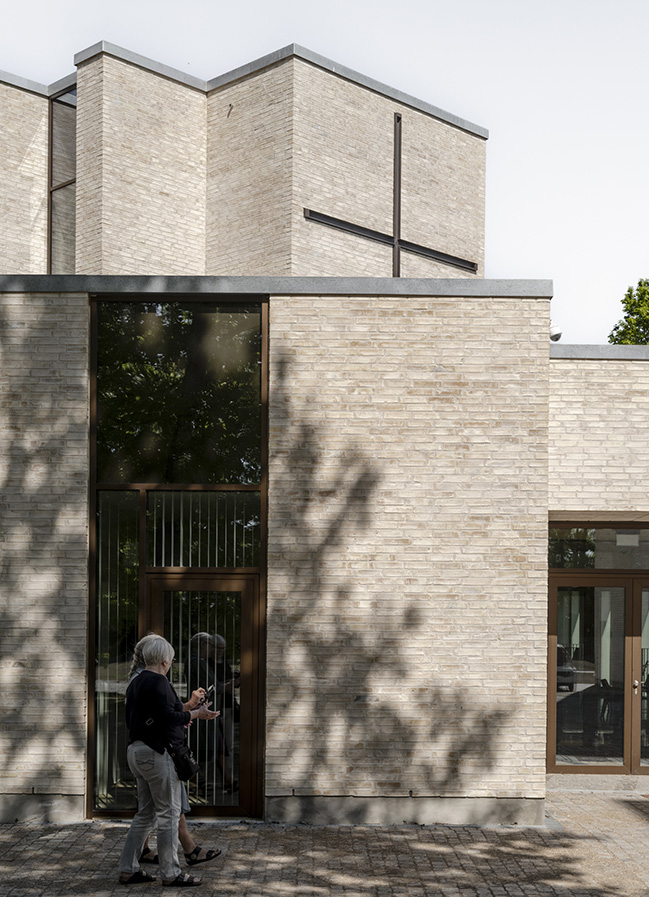 Højvangen Church by Henning Larsen | The first in Skanderborg in half a millennium
