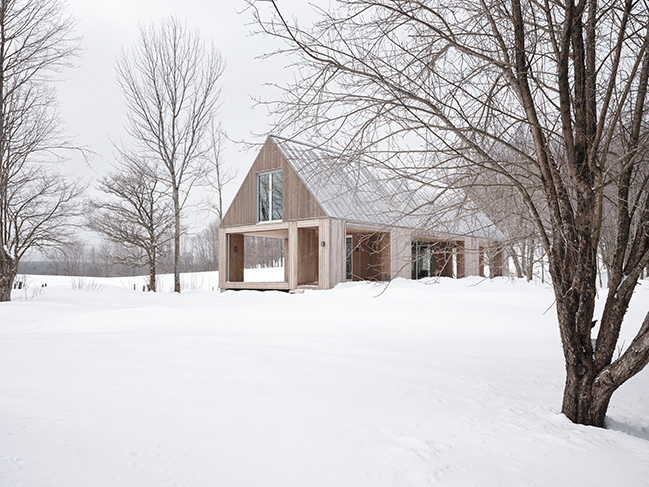 House on the Pond by Atelier Échelle