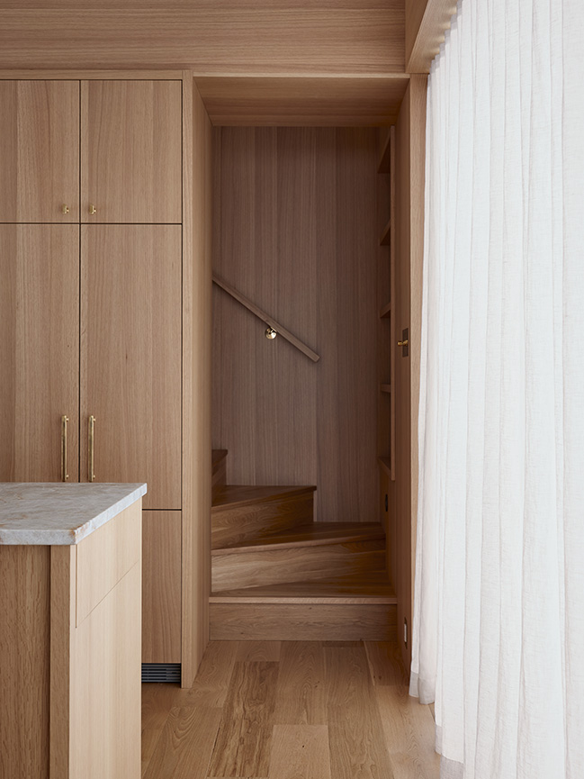 House on the Pond by Atelier Échelle