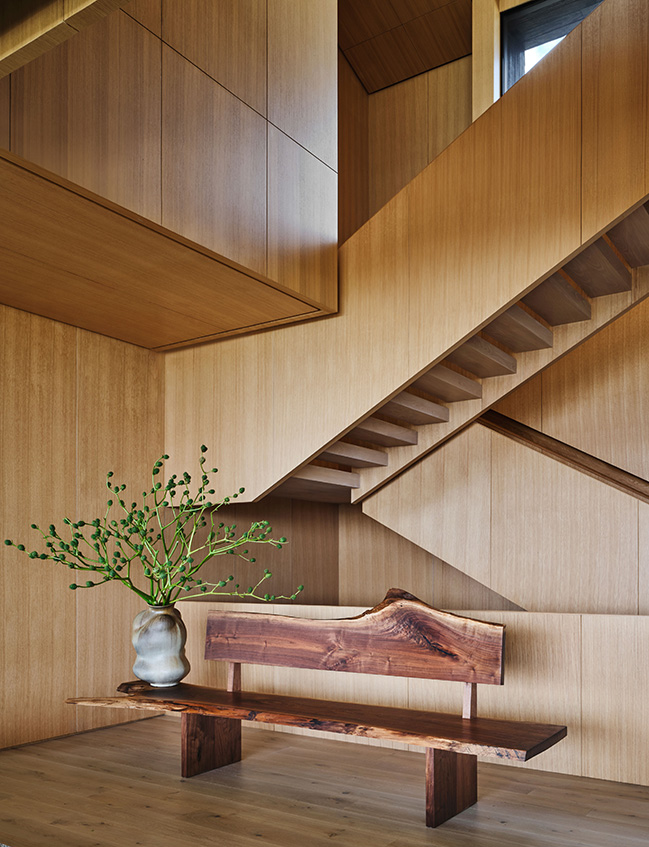 Montauk by SAOTA x Rafael de Cárdenas | A Secluded Summer Sanctuary in Montauk