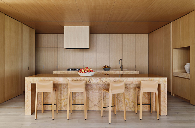 Montauk by SAOTA x Rafael de Cárdenas | A Secluded Summer Sanctuary in Montauk