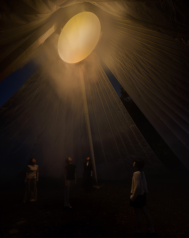 MAD Unveils Chinese Paper Umbrella at Venice Biennale's China Pavilion