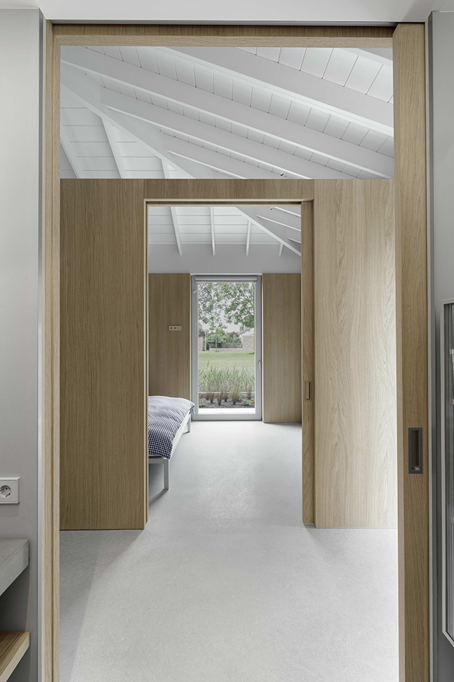 Senior Shelter by i29 | A single-story home for senior residents