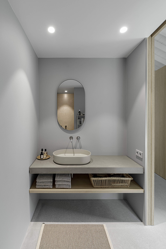 Senior Shelter by i29 | A single-story home for senior residents