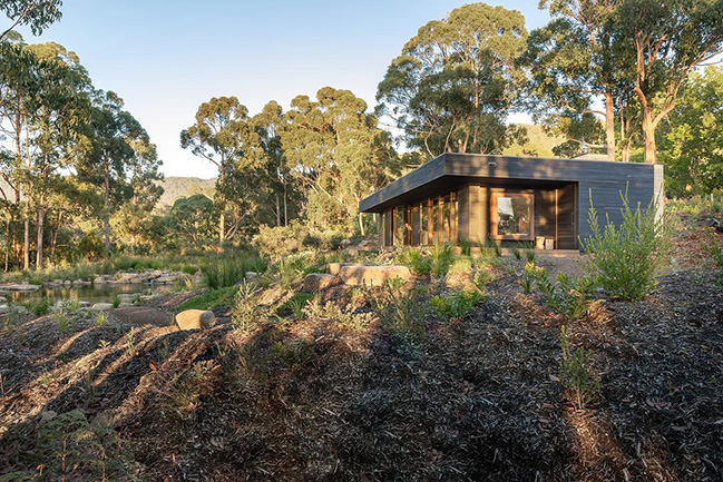 The Pond Retreat by Biotope Architecture + Interiors