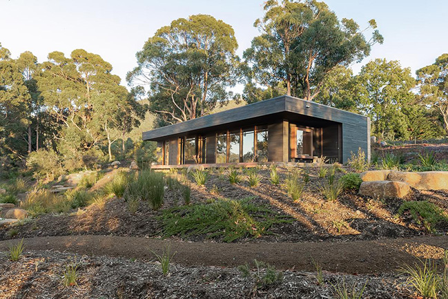 The Pond Retreat by Biotope Architecture + Interiors