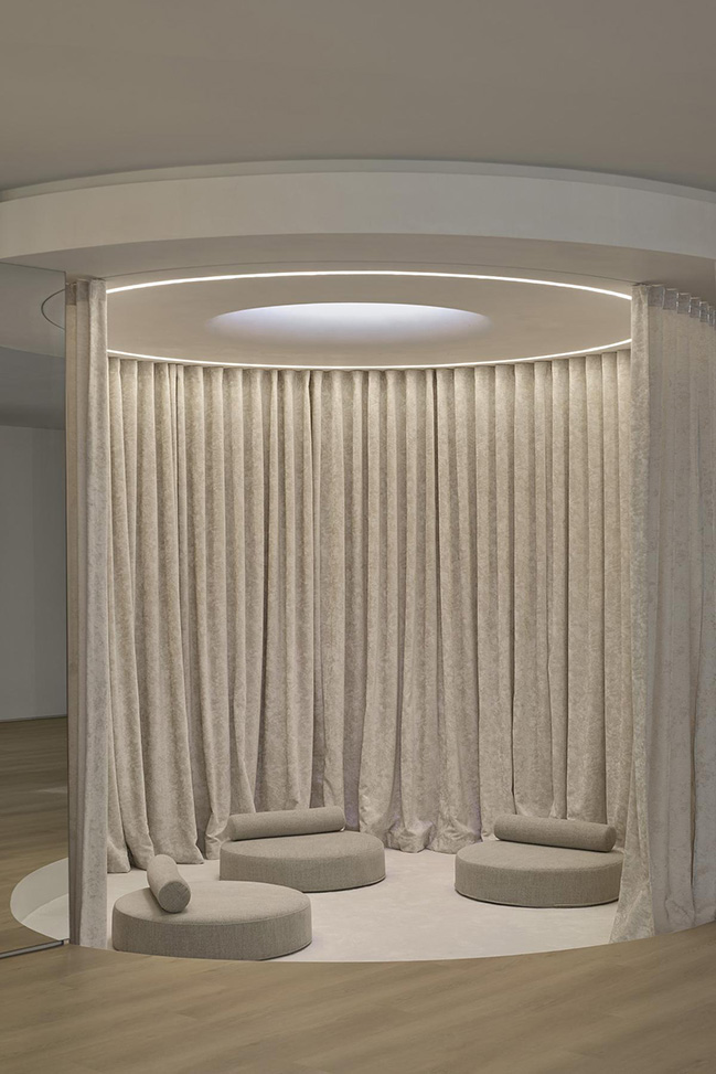 Brighton Sands by mckimm | A Sanctuary of Tranquility