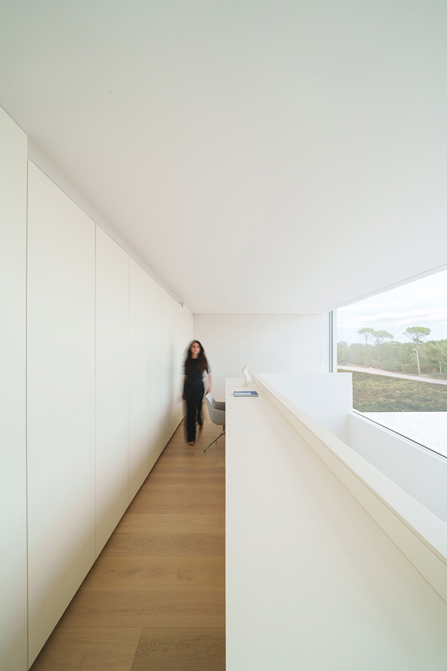 Camiral House by Fran Silvestre Arquitectos