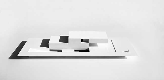 Camiral House by Fran Silvestre Arquitectos