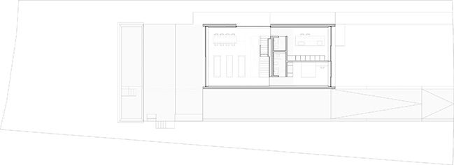 Camiral House by Fran Silvestre Arquitectos