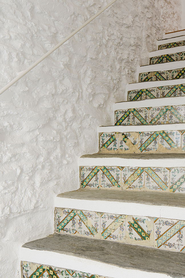 Fisherman's House in Cadaqués by Bea Portabella + Jordi Pagès