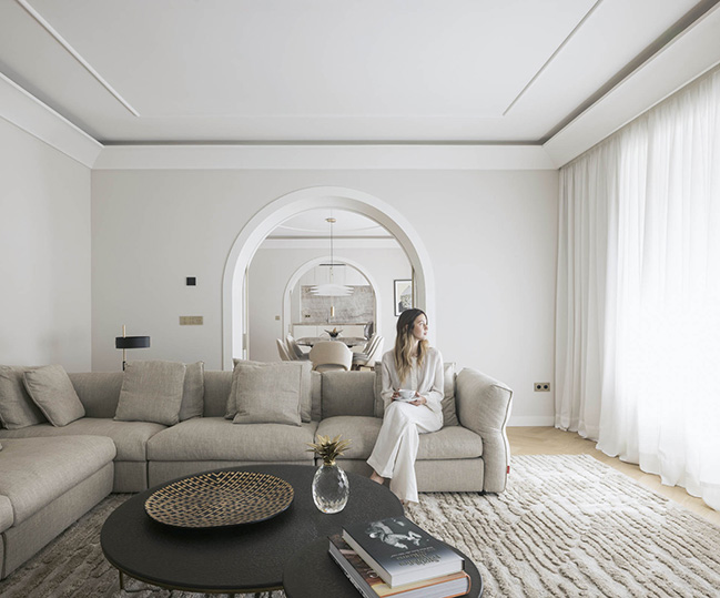 Aparment in Rome by Ramón Esteve Estudio | Contemporaneity and Essence