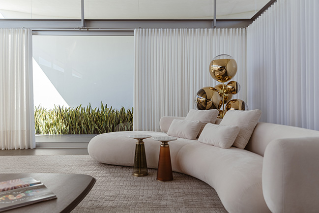 Linho House by Tetro Architecture