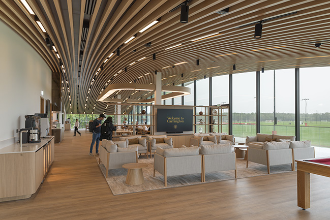 Foster + Partners redesigns Manchester United training complex