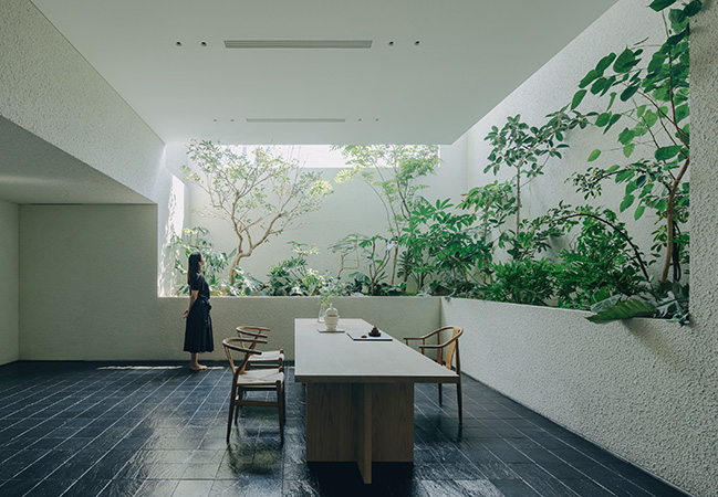 House J by Atelier About Architecture | The Overlaid Gardens