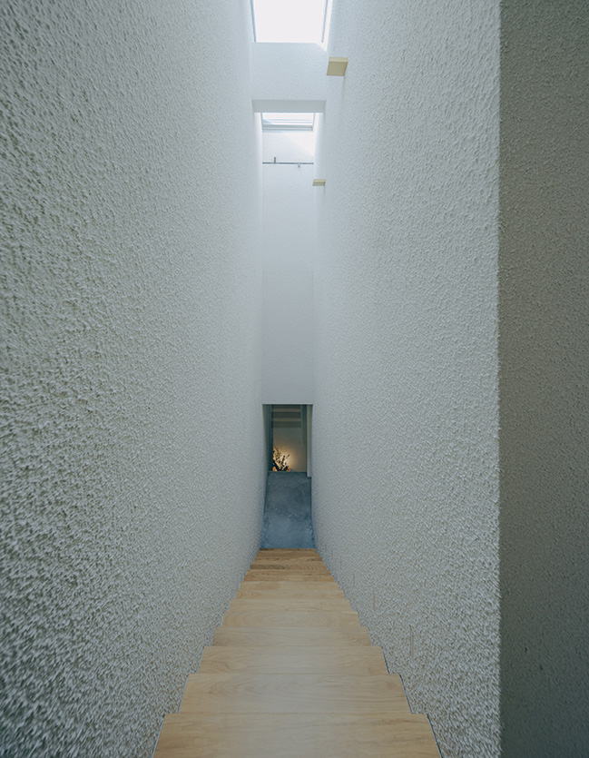 House J by Atelier About Architecture | The Overlaid Gardens