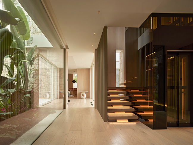 Jacaranda House by Ramón Esteve Estudio