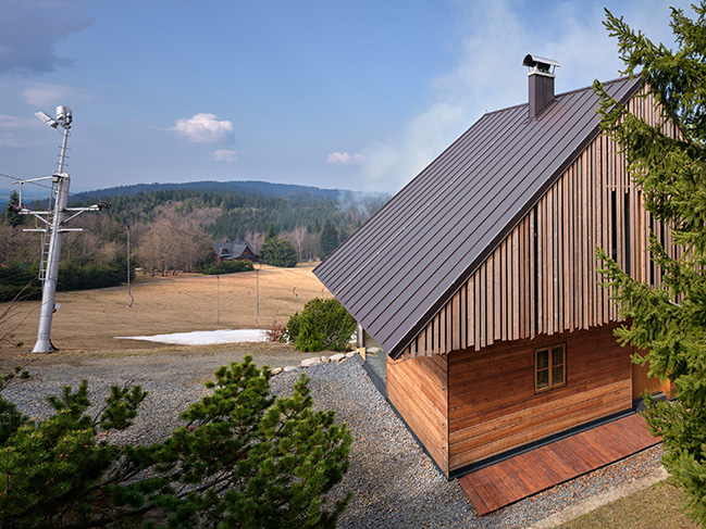 Kohútka Cottage by SENAA architekti