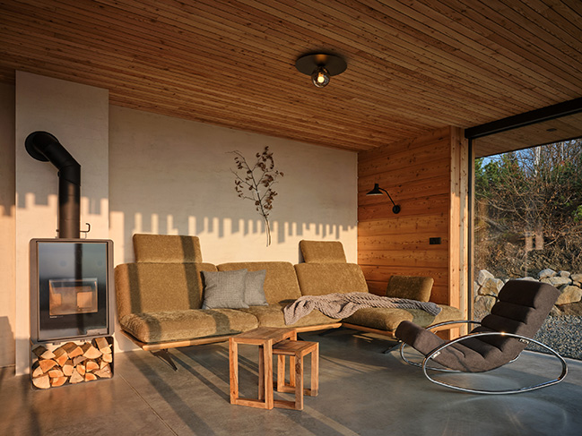 Kohútka Cottage by SENAA architekti