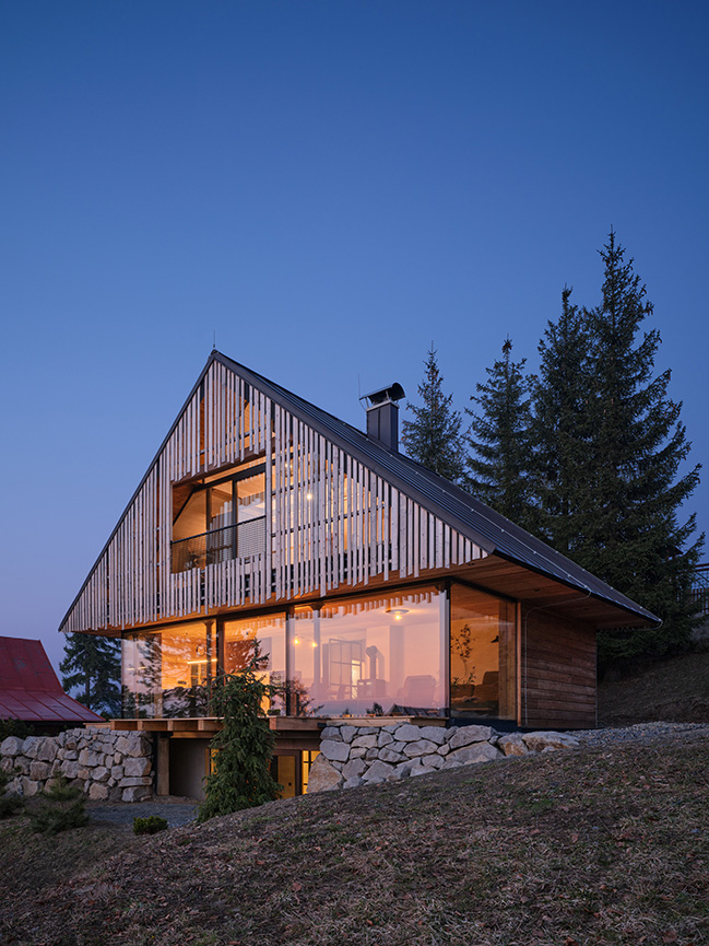 Kohútka Cottage by SENAA architekti