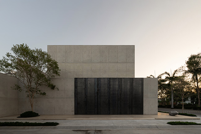 Casa Tao by HW Studio | Shade as a Space for Life