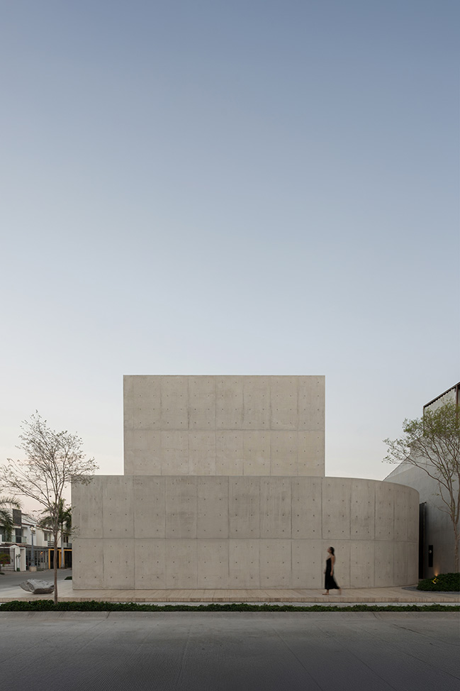 Casa Tao by HW Studio | Shade as a Space for Life