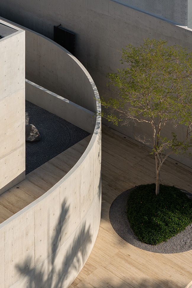 Casa Tao by HW Studio | Shade as a Space for Life