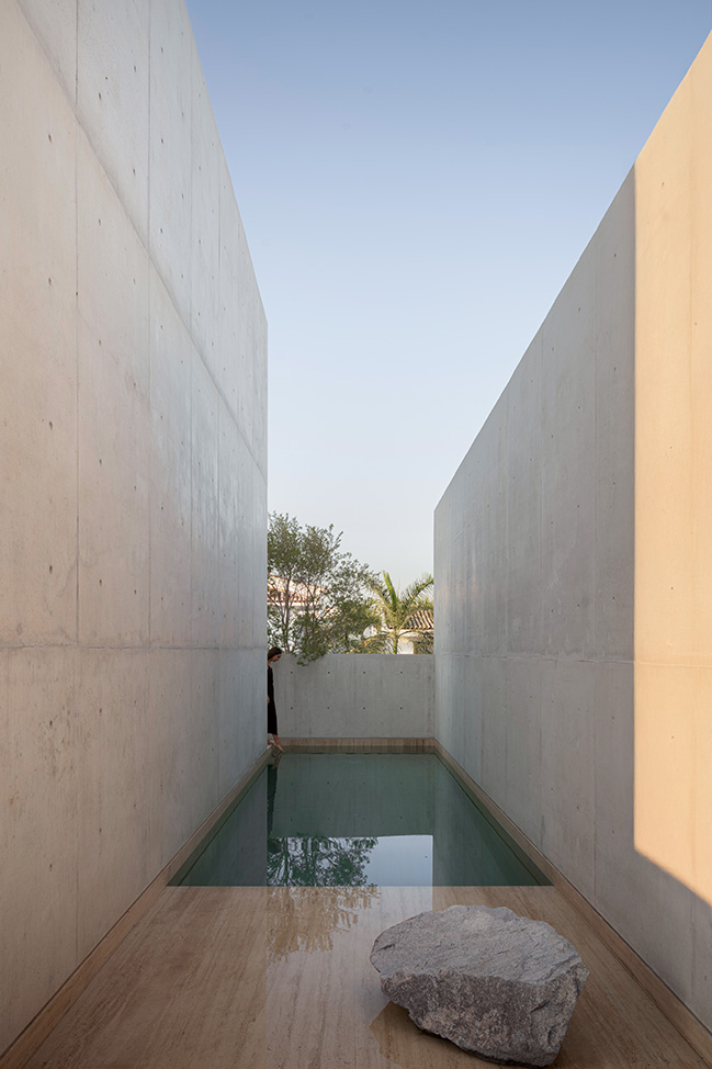 Casa Tao by HW Studio | Shade as a Space for Life