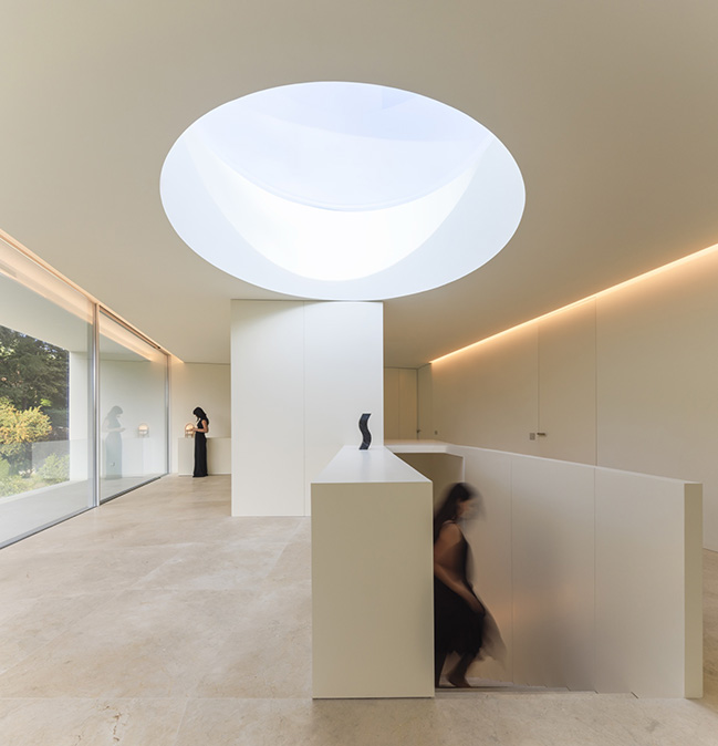 Villa Lavan by Fran Silvestre Arquitectos