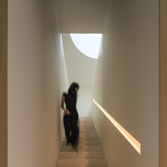 Villa Lavan by Fran Silvestre Arquitectos