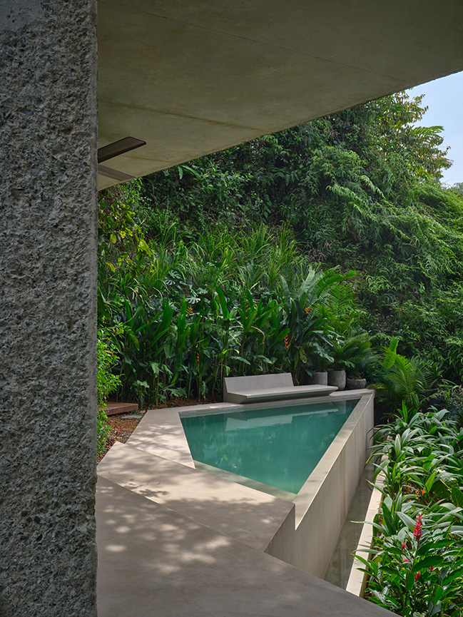 Studio House by Formafatal