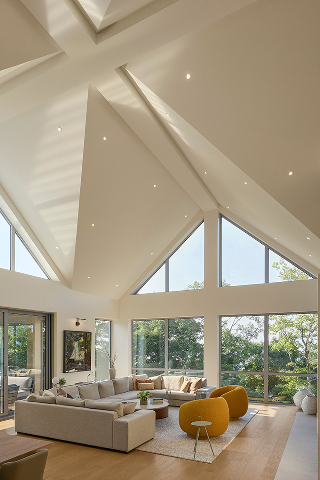 La Croix by Luc Plante architecture + design