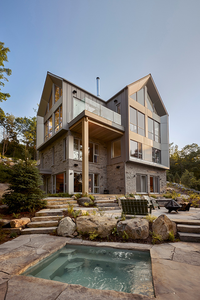 La Croix by Luc Plante architecture + design