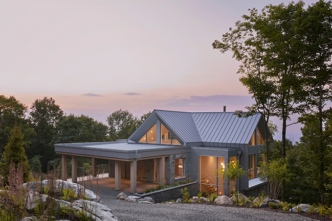 La Croix by Luc Plante architecture + design