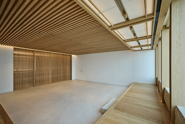 Layered Seoul by Listen Communication | A Quiet Sanctuary Above the City