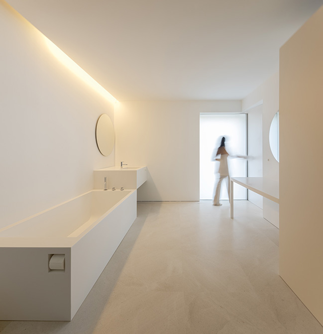 Mas Cadalt by Fran Silvestre Arquitectos