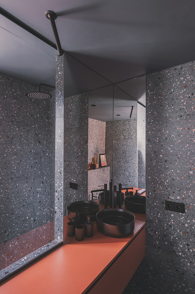 House 64 by OOIIO Architecture