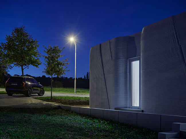 Tiny House LUX by ODA Architects + Coral Architects