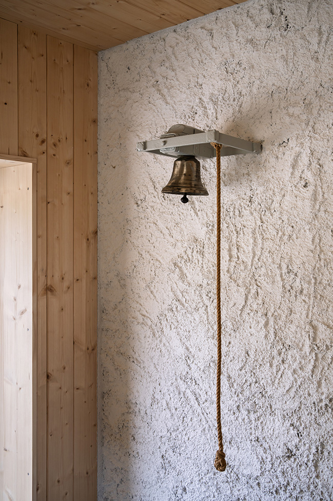 Borová Lada Cottage by Studio Plyš