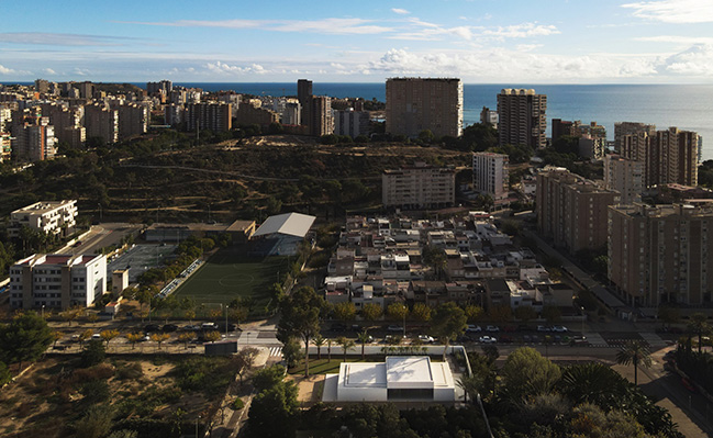Cano House by Fran Silvestre Arquitectos