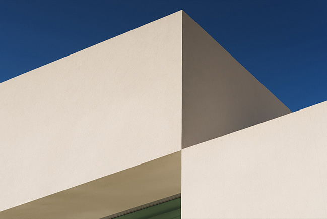 Cano House by Fran Silvestre Arquitectos