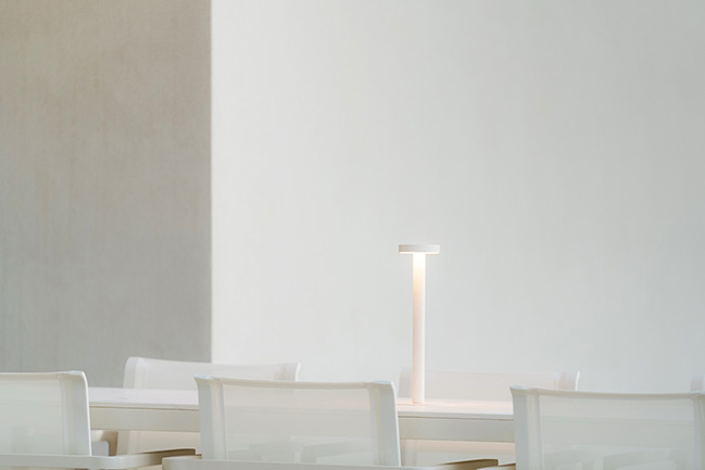 Cano House by Fran Silvestre Arquitectos