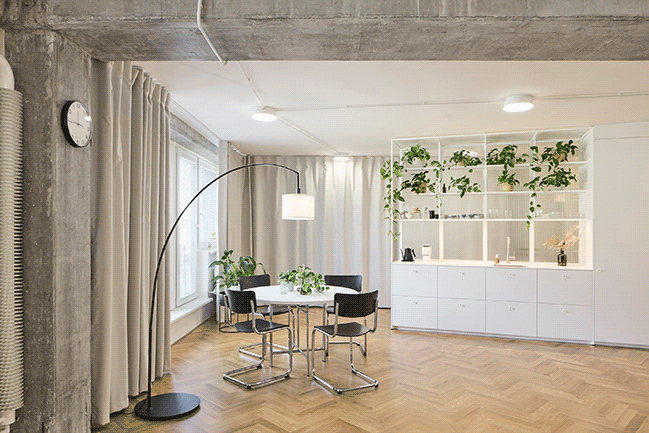 No-Wall Apartment by RDTH architekti