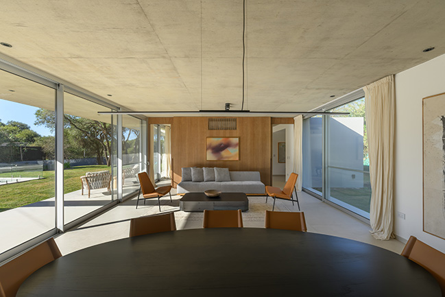 Gavión House by AR Arquitectos