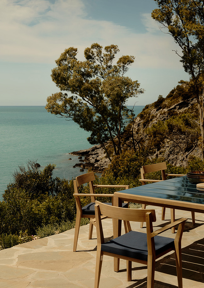 Pierattelli Architetture Turns a 1950s Tuscan Coast Residence Into a Modern Nautical Masterpiece