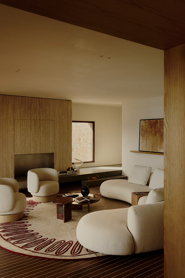 Pierattelli Architetture Turns a 1950s Tuscan Coast Residence Into a Modern Nautical Masterpiece