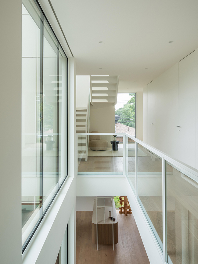 Japanese-Inspired Minimalist House in Montreal / MU Architecture