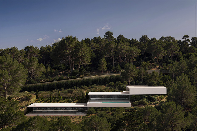 House in Ibiza by Fran Silvestre Arquitectos